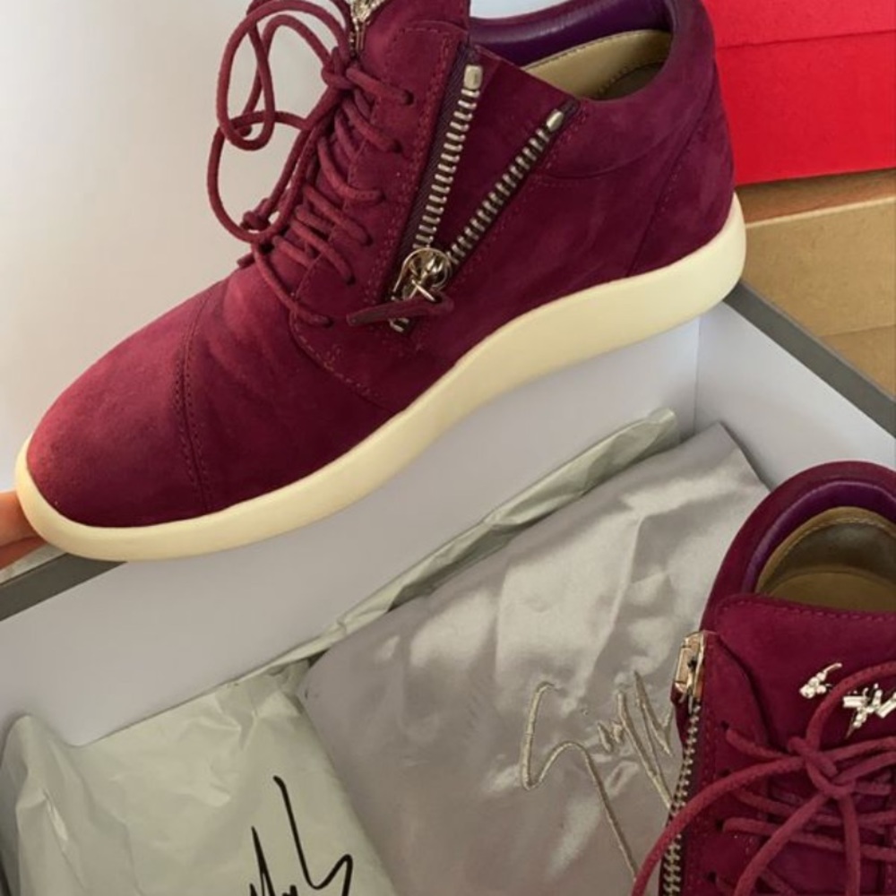 Guisippe Zanotti Purple Velvet Sneakers Size 38.5